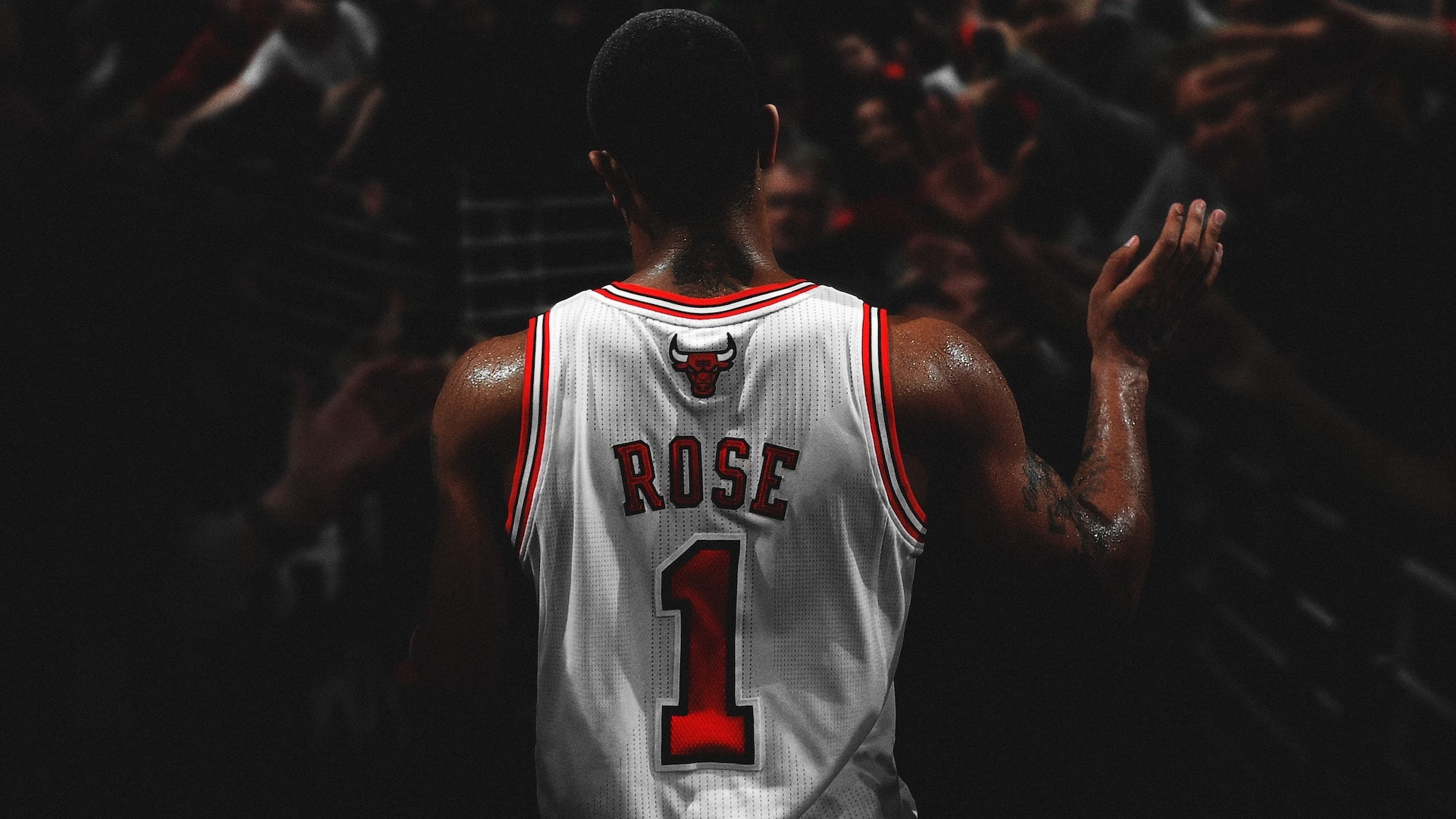 Derrick Rose’s No. 1 Jersey Retirement Marks Emotional Tribute to His Chicago Bulls Legacy