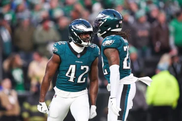 Eagles Lose Key Defenders as NFL Free Agency Kicks Off With Record-Breaking Contracts