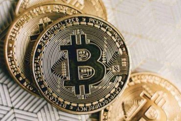 Michael Saylor’s Strategy Raises $711M to Expand Bitcoin Holdings Nearing 500,000 BTC