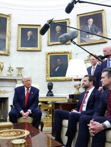 Trump Renews Greenland Annexation Push as Denmark and NATO Reject U.S. Claims