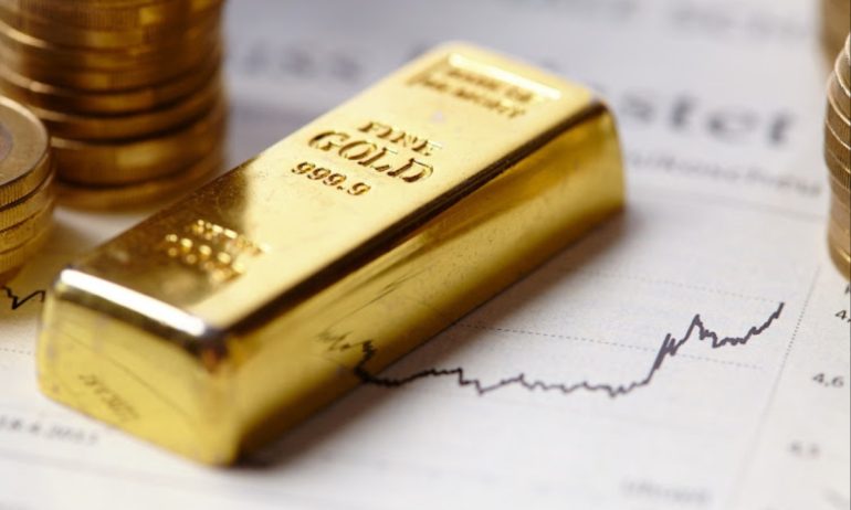 Gold Slips as Easing US-China Tensions and Trump’s Fed Comments Boost Risk Appetite