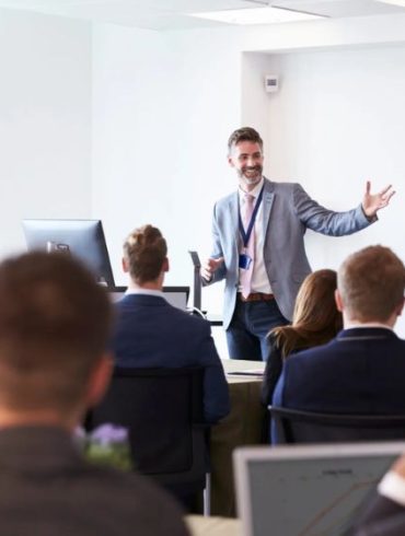 How to Organize a Virtual Press Conference